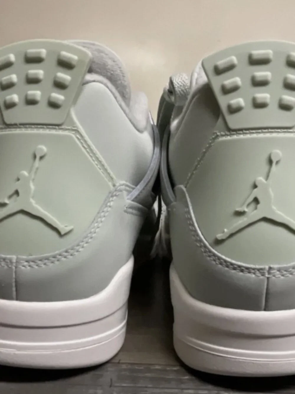 Nike Air Jordan 4 Retro Seafoam